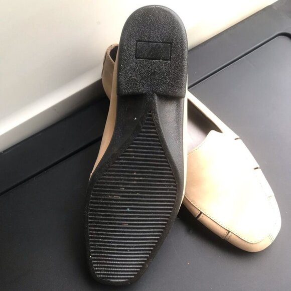Judith Womens Slip On Loafer Shoes Beige Leather Cut Out 25631 Comfort 7 W - Picture 4 of 7